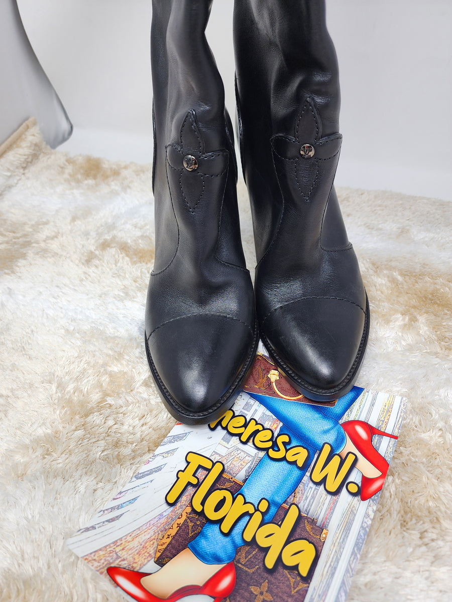 LOUIS VUITTON BLACK KNEE HIGH TALL LOGO LEATHER BOOTS - SIZE LOUIS VUITTON BLACK KNEE HIGH TALL LOGO LEATHER BOOTS - SIZE