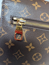 LOUIS VUITTON MONOGRAM METIS POCHETTE