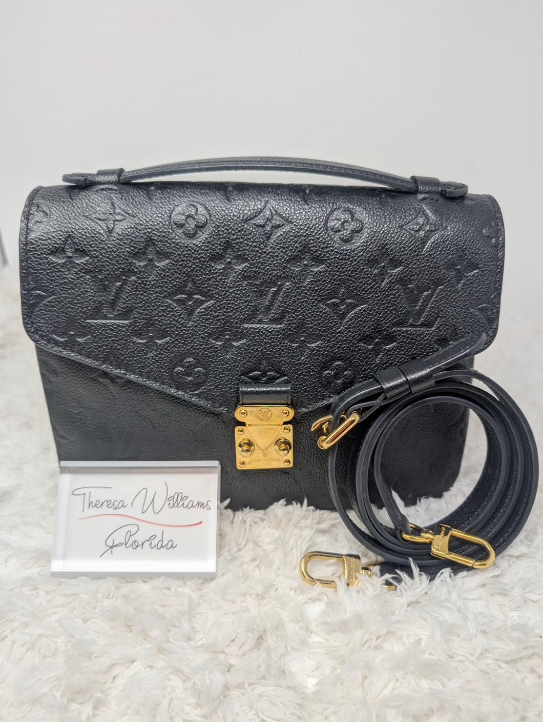 LOUIS VUITTON BLACK EMPREINTE METIS POCHETTE