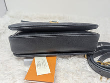 LOUIS VUITTON BLACK EMPREINTE METIS POCHETTE