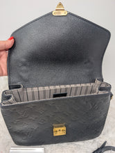 LOUIS VUITTON BLACK EMPREINTE METIS POCHETTE