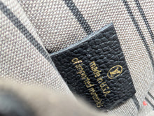 LOUIS VUITTON BLACK EMPREINTE METIS POCHETTE