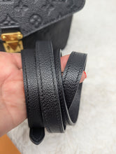 LOUIS VUITTON BLACK EMPREINTE METIS POCHETTE