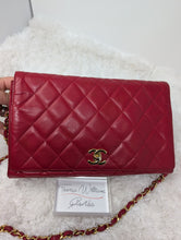 CHANEL RED SMALL VINTAGE FLAP