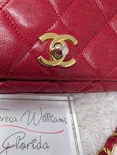 CHANEL RED SMALL VINTAGE FLAP