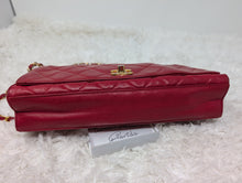 CHANEL RED SMALL VINTAGE FLAP