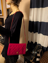 CHANEL RED SMALL VINTAGE FLAP