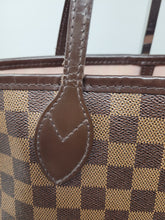LOUIS VUITTON DE NEVERFULL MM, ROSE BALLERINE INTERIOR