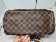 LOUIS VUITTON DE NEVERFULL MM, ROSE BALLERINE INTERIOR