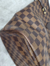LOUIS VUITTON DE NEVERFULL MM, ROSE BALLERINE INTERIOR