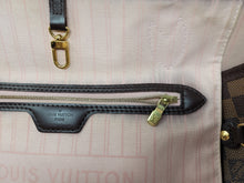 LOUIS VUITTON DE NEVERFULL MM, ROSE BALLERINE INTERIOR