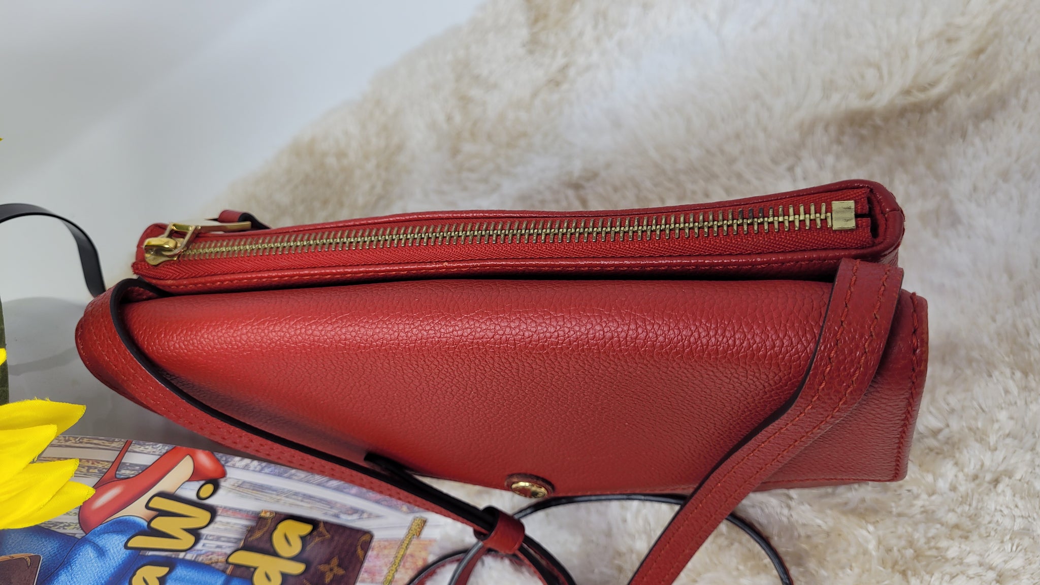 Louis Vuitton Twice Bag Empreinte Red. In Excellent condition