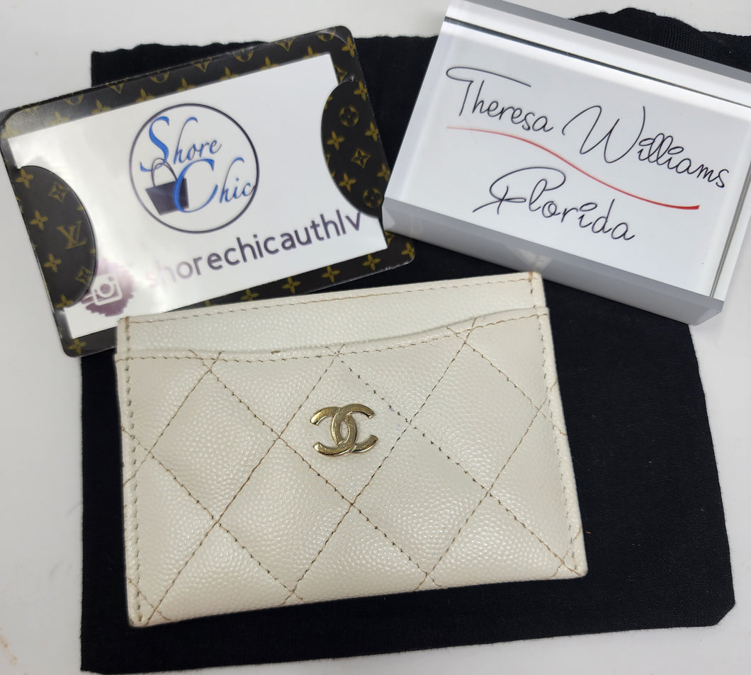 CHANEL CAVIAR CARD CASE