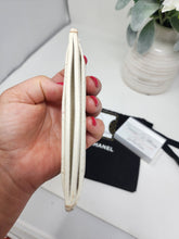 CHANEL CAVIAR CARD CASE