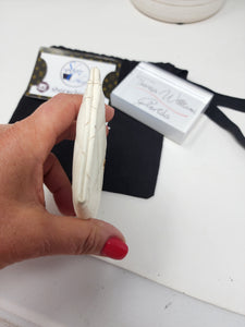 CHANEL CAVIAR CARD CASE