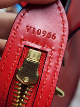 LOUIS VUITTON EPI RED ST JACQUES PM
