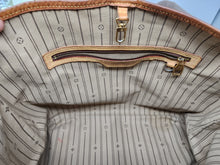 LOUIS VUITTON MONOGRAM DELIGHTFUL MM