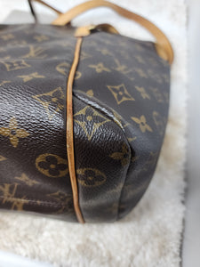 LOUIS VUITTON MONOGRAM TOTALLY MM