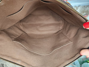 LOUIS VUITTON MONOGRAM TOTALLY MM
