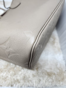 LOUIS VUITTON EMPREINTE NEVERFULL MM WITH POUCH, TURTLEDOVE