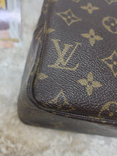LOUIS VUITTON TROUSSE 28