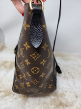 LOUIS VUITTON NEW MODEL ESTRELLA MM