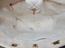 CHANEL CAVIAR CLASSIC LARGE SHOPPING TOTE