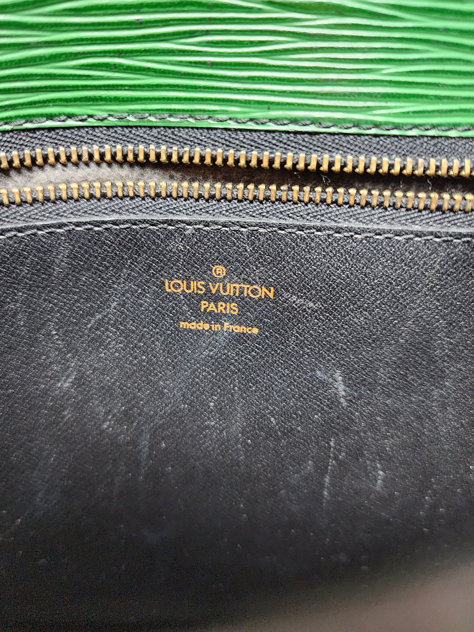 Louis Vuitton Epi St. Cloud GM - Green Crossbody Bags, Handbags - LOU61872