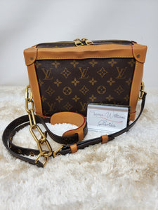 Soft trunk mini leather bag Louis Vuitton Multicolour in Leather