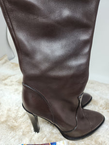 LOUIS VUITTON BROWN KNEE HIGH TALL LOGO LEATHER BOOTS - SIZE 41