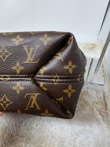 LOUIS VUITTON SULLY MM