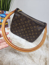 LOUIS VUITTON LOOPING MM