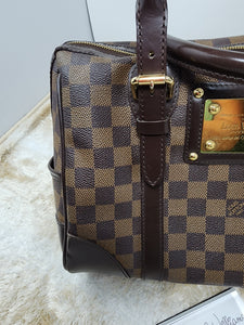 LOUIS VUITTON DE BERKELEY