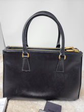 PRADA BORSA A MANO BLACK SAFFIANO HANDBAG