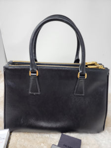 PRADA BORSA A MANO BLACK SAFFIANO HANDBAG