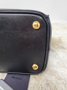 PRADA BORSA A MANO BLACK SAFFIANO HANDBAG