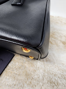 PRADA BORSA A MANO BLACK SAFFIANO HANDBAG