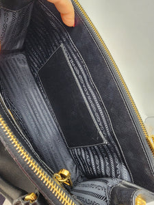 PRADA BORSA A MANO BLACK SAFFIANO HANDBAG