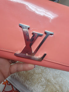 LOUIS VUITTON LOUISE WALLET - POPPY PINK