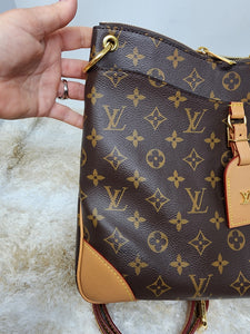 LOUIS VUITTON MONOGRAM ODEON MM