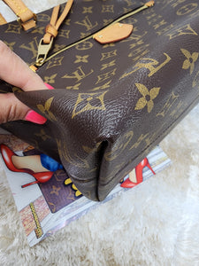 LOUIS VUITTON IENA PM