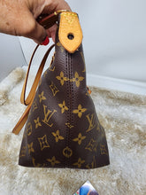 LOUIS VUITTON IENA PM