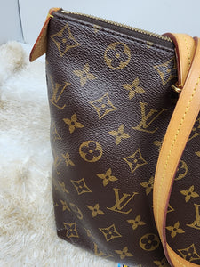 LOUIS VUITTON IENA PM