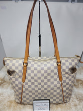 LOUIS VUITTON AZUR TOTALLY MM