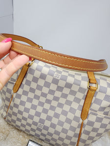 LOUIS VUITTON AZUR TOTALLY MM