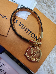 LOUIS VUITTON LEAGUE OF LEGENDS BRACELET, NEW IN BOX, SIZE 17