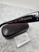 LOUIS VUITTON BLACK URSULA SUNGLASSES