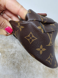 LOUIS VUITTON MONOGRAM BUMBAG