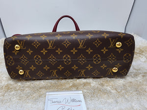 LOUIS VUITTON VENUS