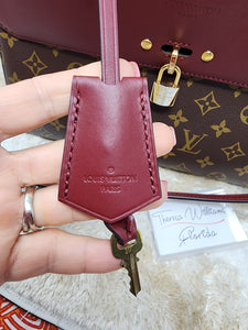 LOUIS VUITTON VENUS